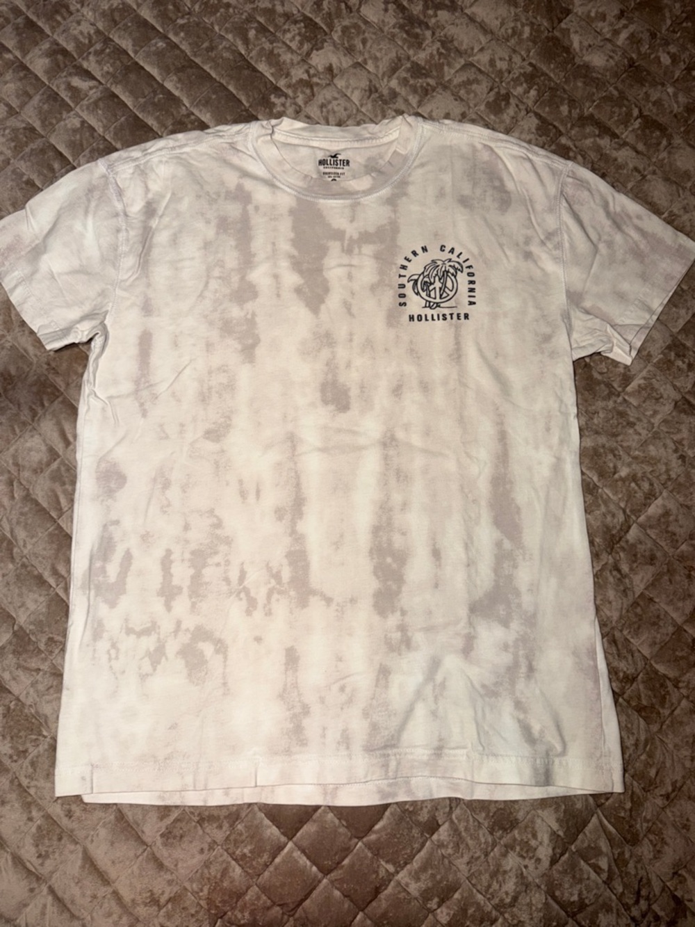 Hollister Men's Light Gray and White Tie-Dye Chest Logo Tee